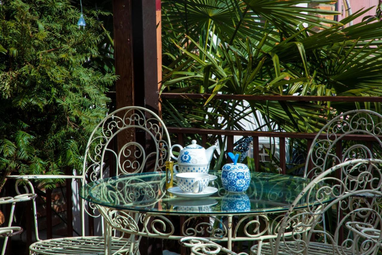 Tatin - Hotel & Cafe In Mtskheta Exterior foto